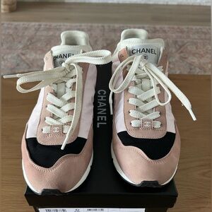Chanel sneakers 39 SS2024